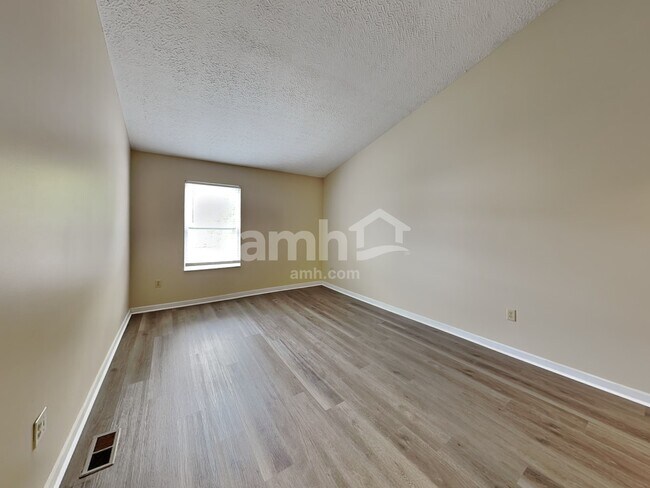 Building Photo - 5691 Levi Kramer Blvd