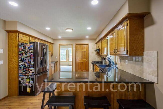 Building Photo - 2024 S Downing St