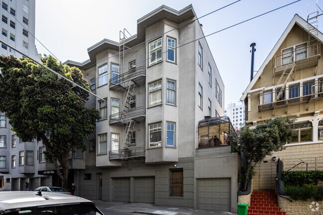 Alt. Exterior - Nob Hill Place
