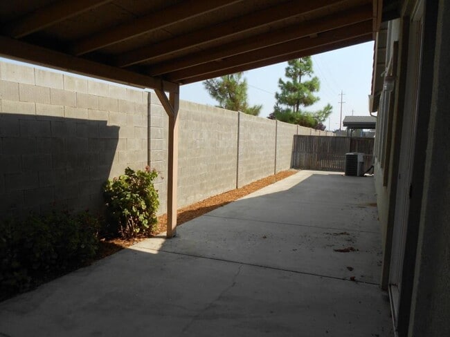 Building Photo - 4458 Everson Way