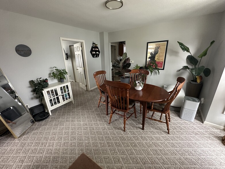 Building Photo - 514 W Auglaize St