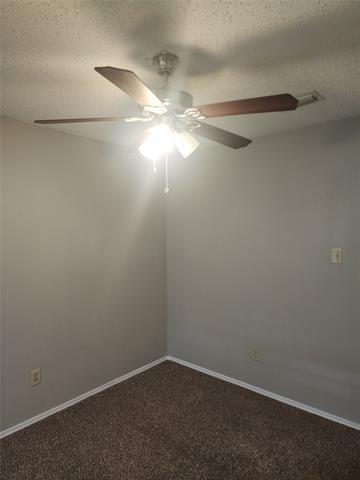 Building Photo - 828 Woodrock Dr
