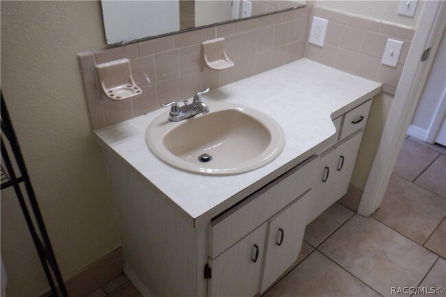 Building Photo - 7234 Cherry Laurel Dr