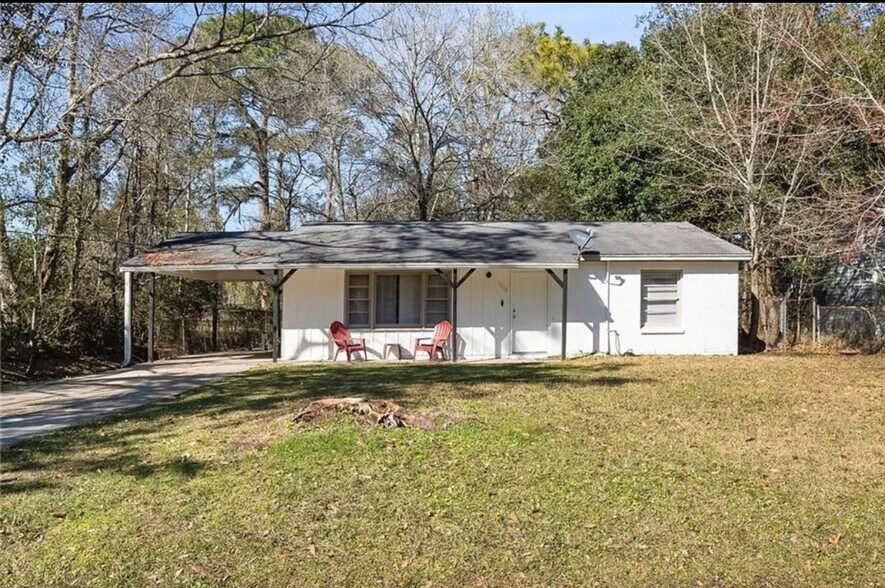 Building Photo - 1208 Creekway Dr