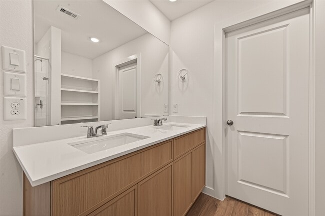 Building Photo - 3554 Shearwater St