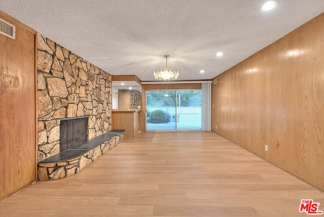 Building Photo - 4509 Don Miguel Dr