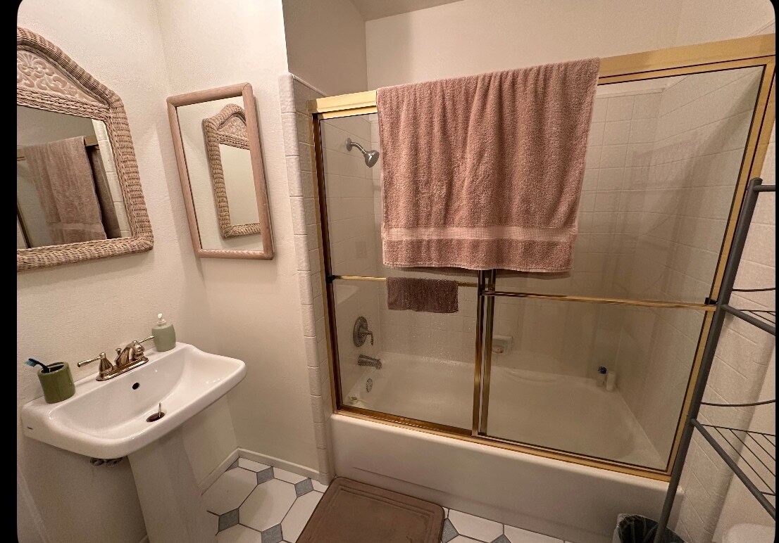 Building Photo - 31908 Del Cielo Este