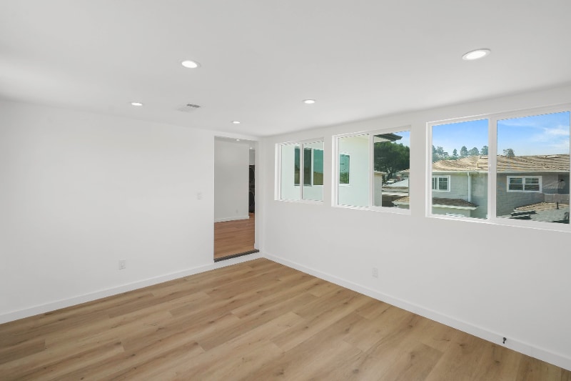 Building Photo - 510 E Palmer Ave