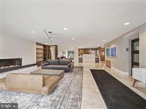 Building Photo - 4977 Battery Ln