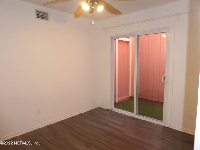 Building Photo - 14317 Coral Reef Dr S