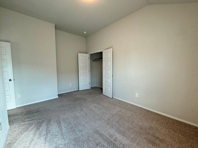 Building Photo - 295 Rimrock Ct