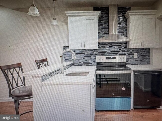 Building Photo - 1929 N 9th St