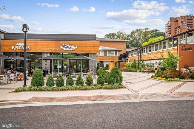 Building Photo - 42 Bouton Green Ct