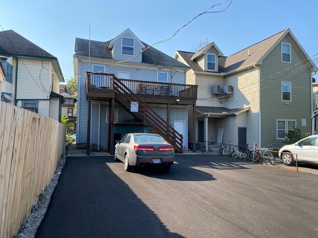 Building Photo - W Norwich Ave 32-34 GW2