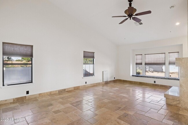 Building Photo - 12512 E Cortez Dr