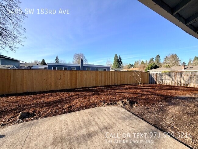 Building Photo - 5405 SW 183rd Ave