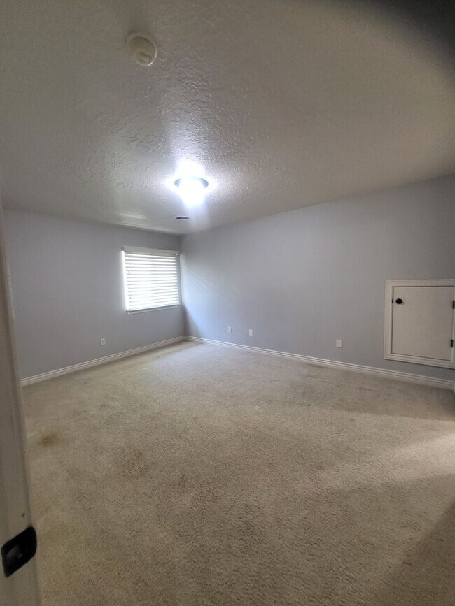Building Photo - Beautiful Meridian Home