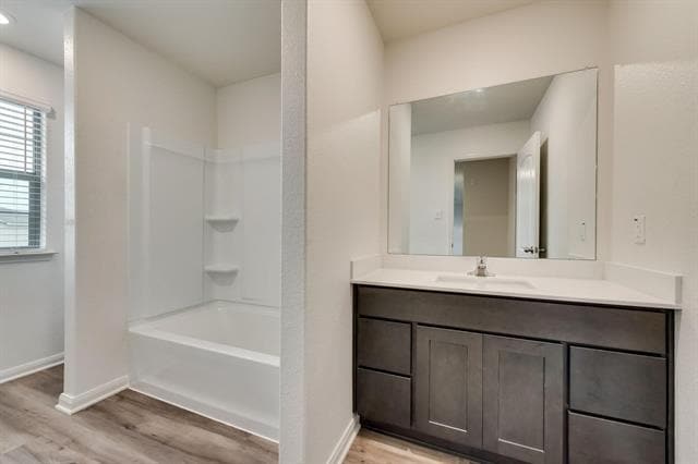 Building Photo - 644 Aqueduct Dr