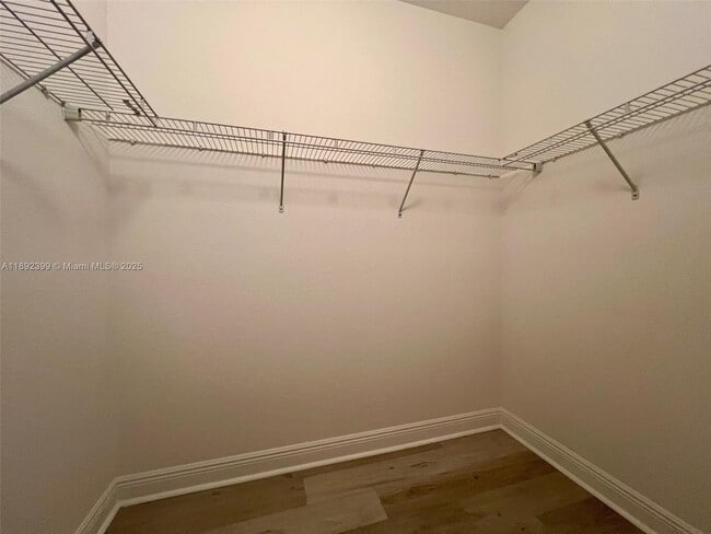 Building Photo - 1423 SW 147th Ave