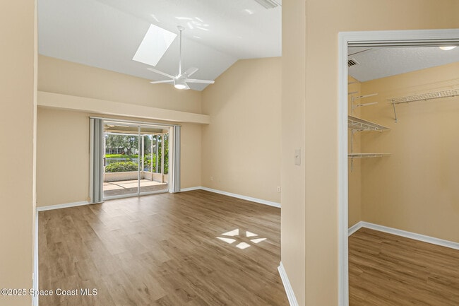 Building Photo - 1050 Fieldstone Dr