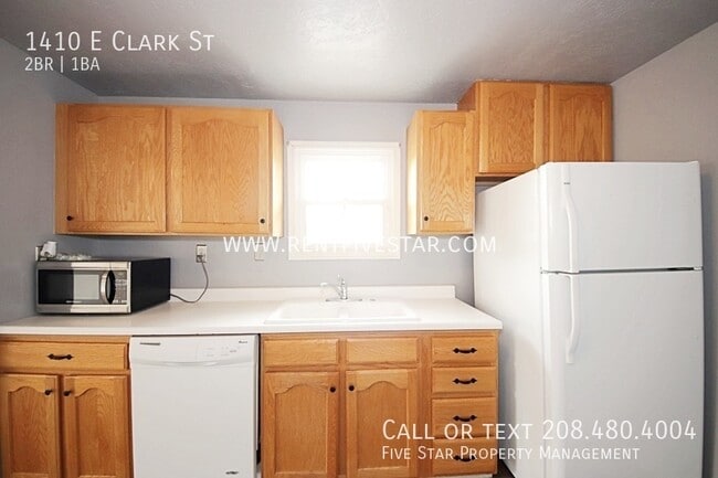 Building Photo - 1410 E Clark St