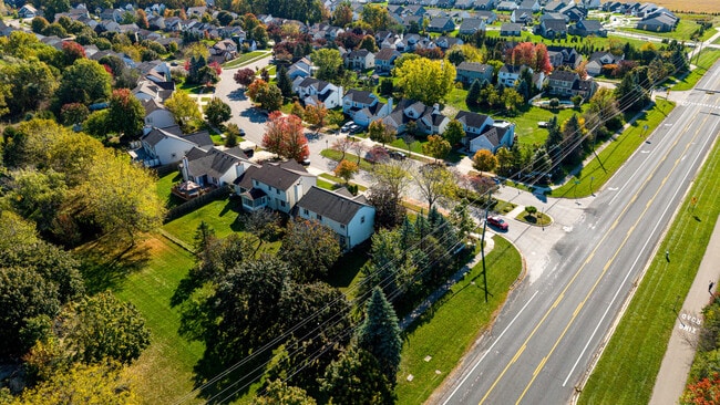 Building Photo - 4025 Rolling Meadow Ln