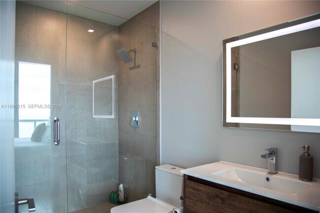 Building Photo - 888 Biscayne Blvd