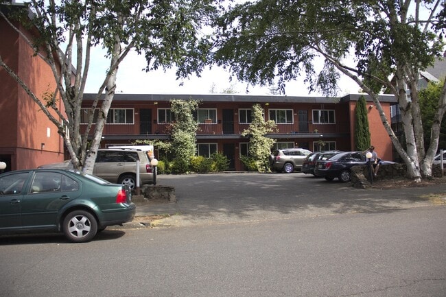 Building Photo - 2147 NE Halsey St