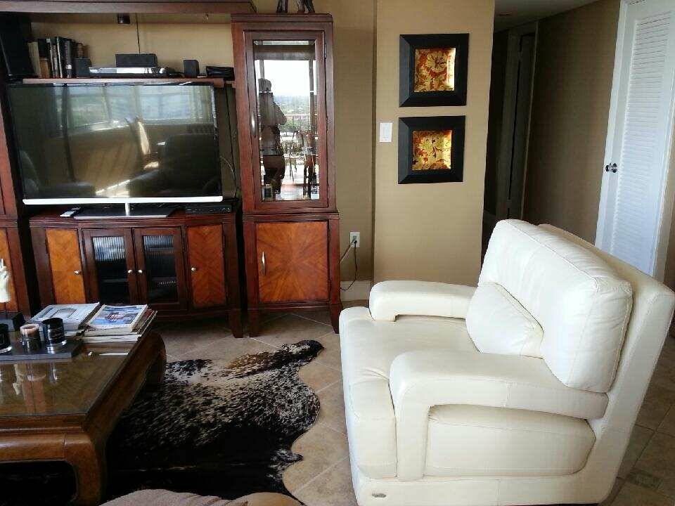 Building Photo - 11930 N Bayshore Dr