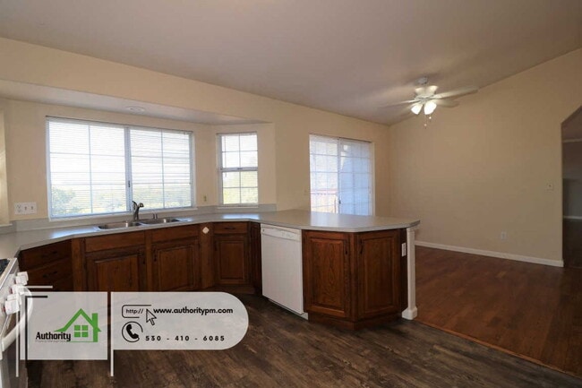 Building Photo - 19226 Snowburst Ct
