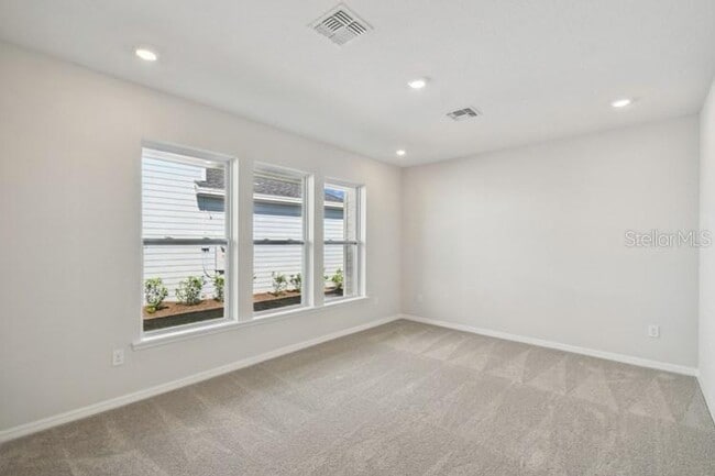 Building Photo - 3077 Voyager Ave