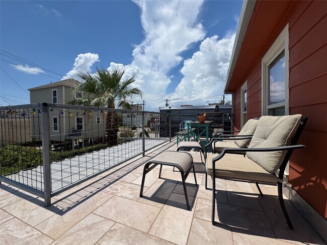 Building Photo - 1823 Market St