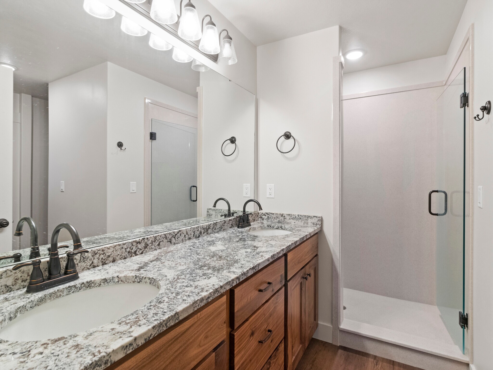 Building Photo - 38 S 480 W