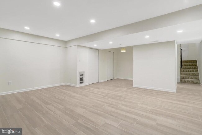 Building Photo - 4112 Century Ct