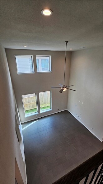 Building Photo - 29634 Sterling Knoll Dr