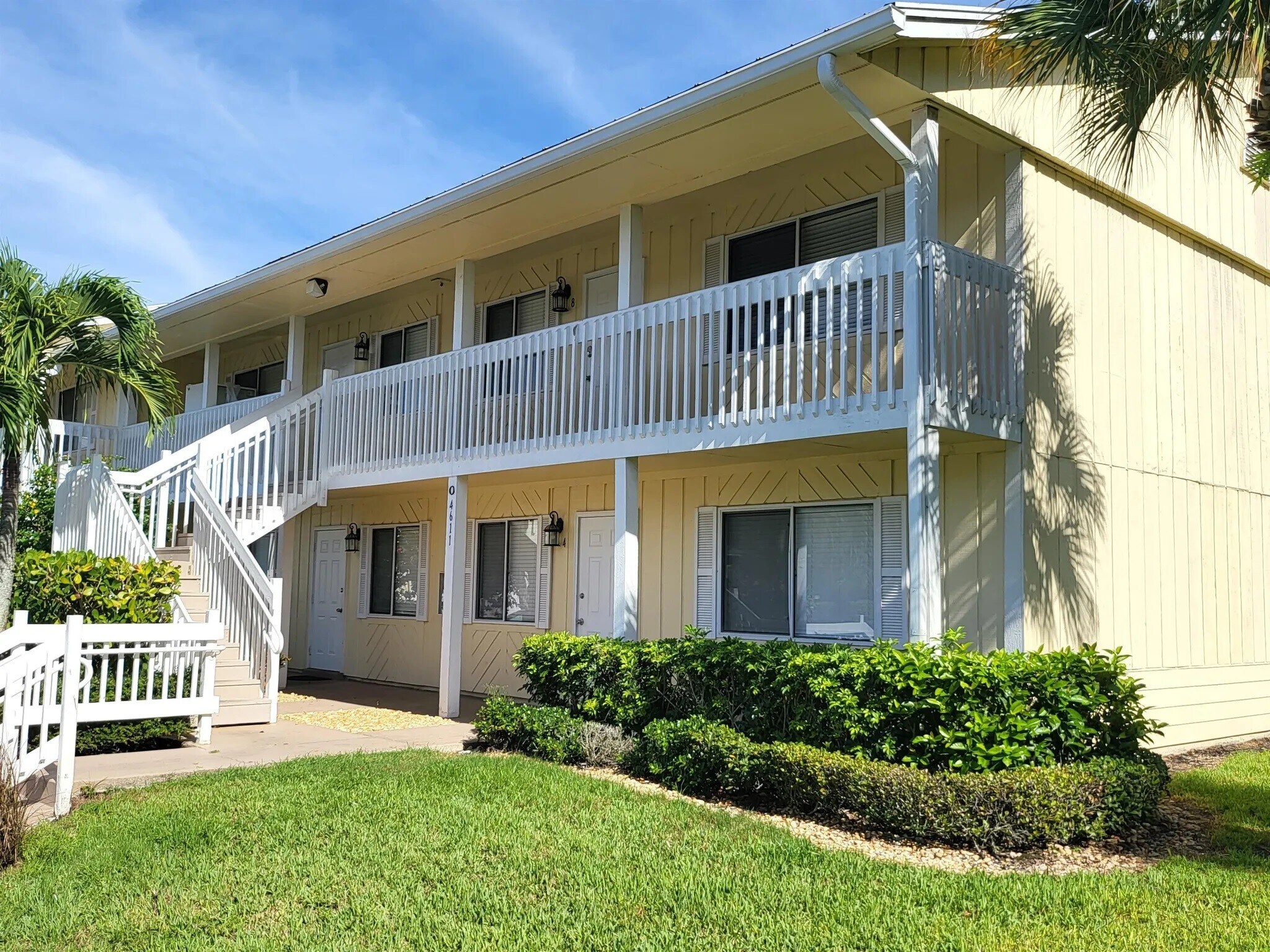Building Photo - 4611 Bayshore Dr