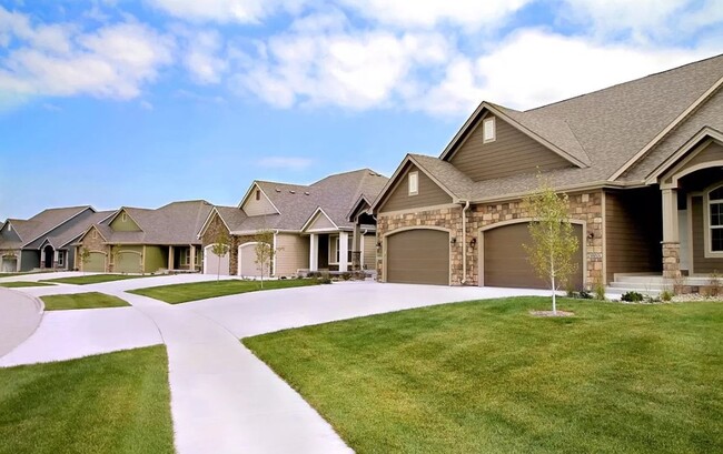 Primary Photo - Centennial Pointe West
