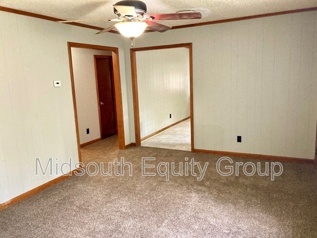 Building Photo - 115 Parkburg Rd