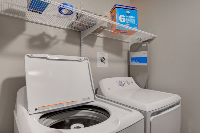 Building Photo - 2210 Remington Way