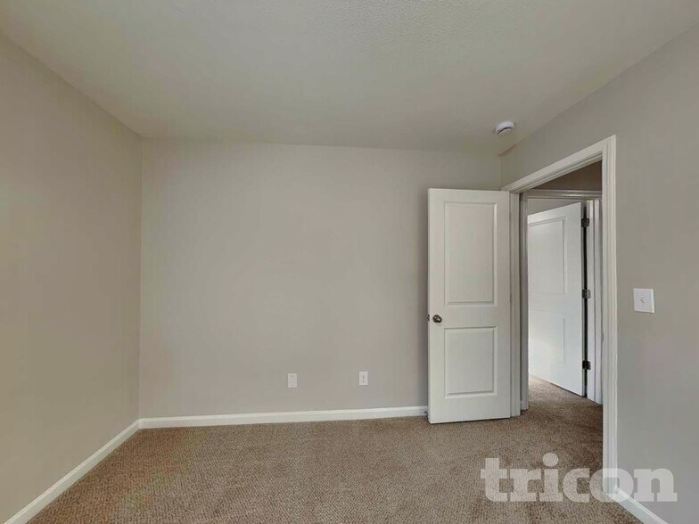 Building Photo - 2814 Tancor Ct