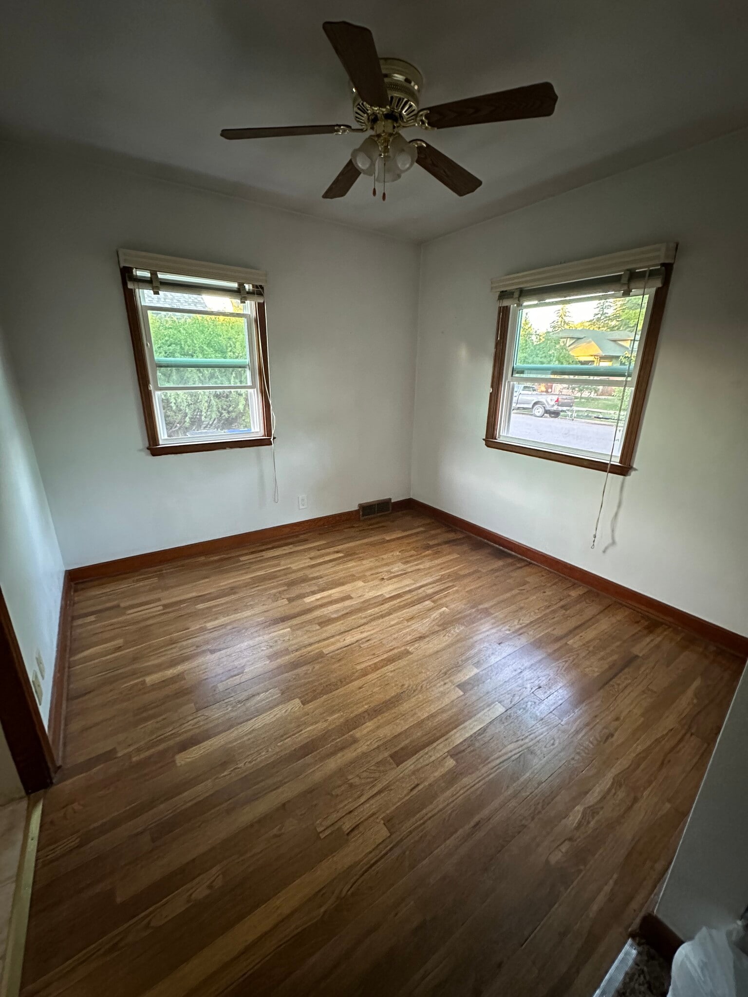 Building Photo - 820 S 10th St