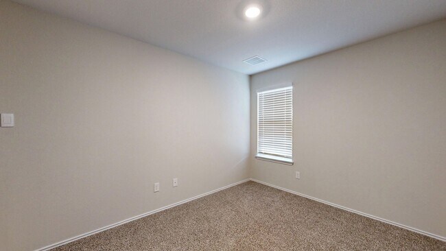 Building Photo - ALMOST NEW HOME BY FORT HOOD!!!