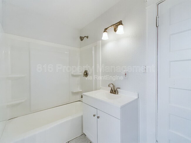 Building Photo - 3429 Morrell Ave