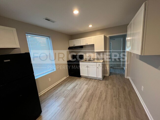 Building Photo - Beautiful 1 Bedroom 1 Bath Apartment