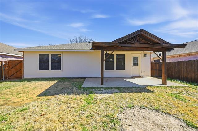 Building Photo - 2701 Cattleman Dr