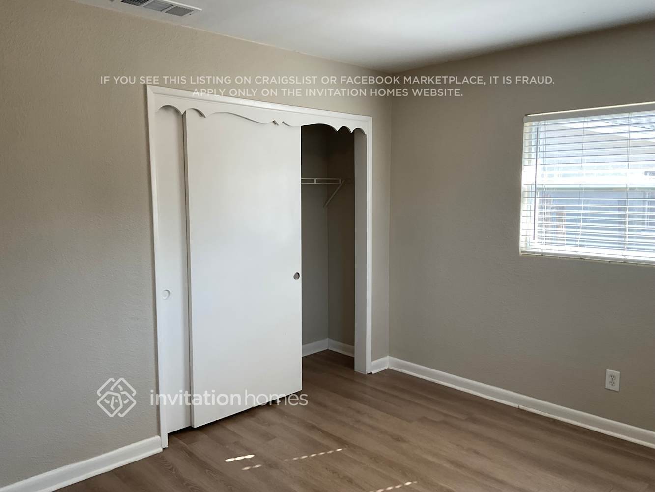 Building Photo - 1721 Greenhill Dr