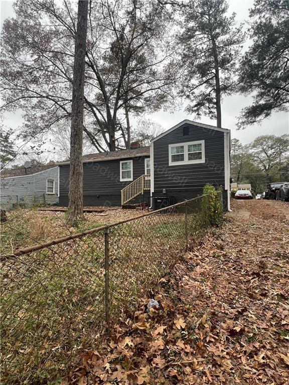 Building Photo - 1860 Broadwell St SW