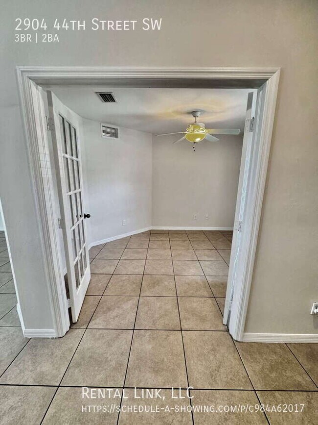 Building Photo - 2904 44th St SW