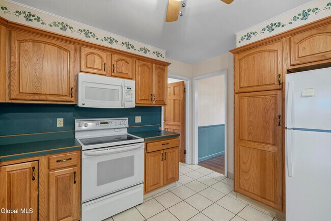 Building Photo - 167 Wood Dale Dr