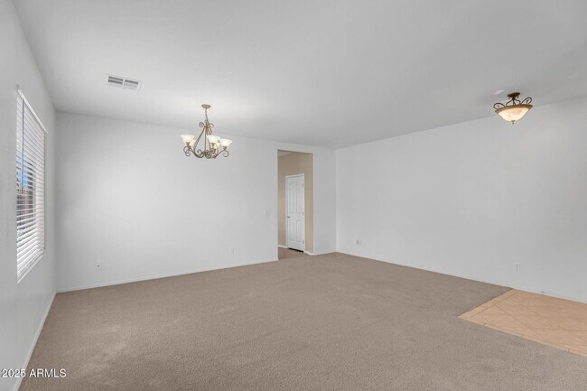Building Photo - 4912 S Sandstone St